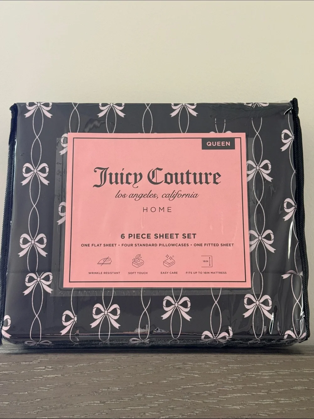 Juicy Couture Queen Sheet Set in Black with Pink Bow Pattern